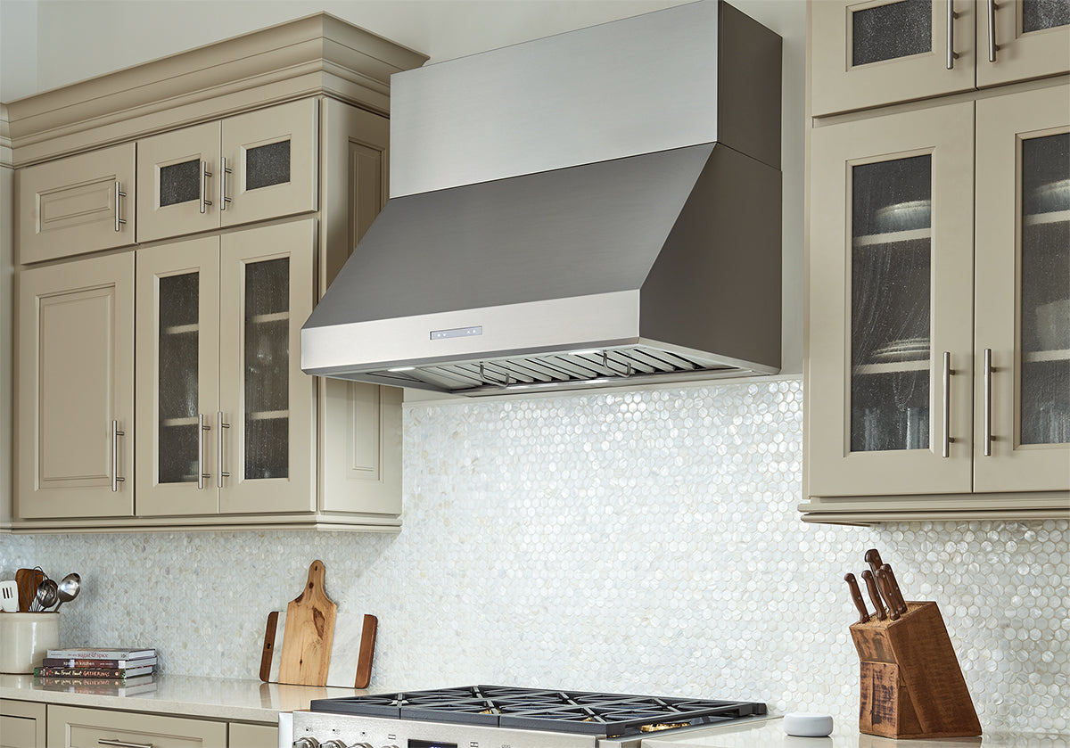 Picking the Right Range Hood for Your Kitchen (2022)